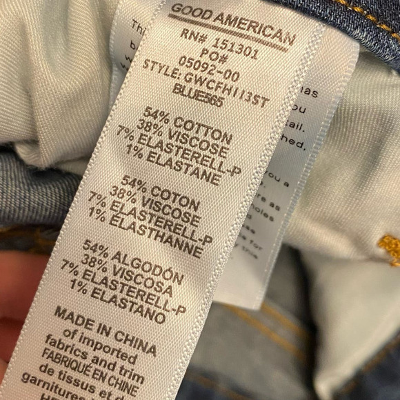 Good American Fray Hem Good Waist Crop Women's size 15 Blue Denim Jeans Casual - Picture 7 of 11